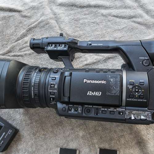 Very good condition Video Camera Panasonic HPX260 MC (HPX250) Full HD + 2 x 64Gb