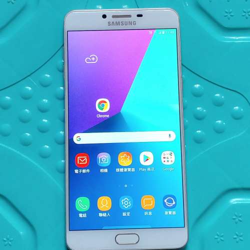 Samsung Galaxy C9 Pro Android 8.0 螢幕6 吋 6GB + 64GB 香檳金色
