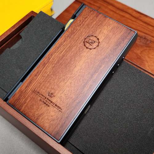 Luxury & Precision P6 Pro 香港版