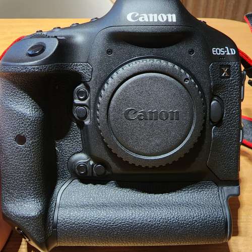 Canon 1Dx (不是mark II, III) 9成新，第一手用家，旅行機