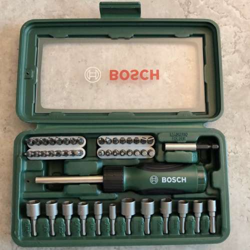 BOSCH 專業螺絲批套裝（46件裝)