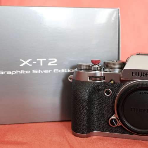 Fujifilm XT2 ×-T2 石墨銀淨body 有盒