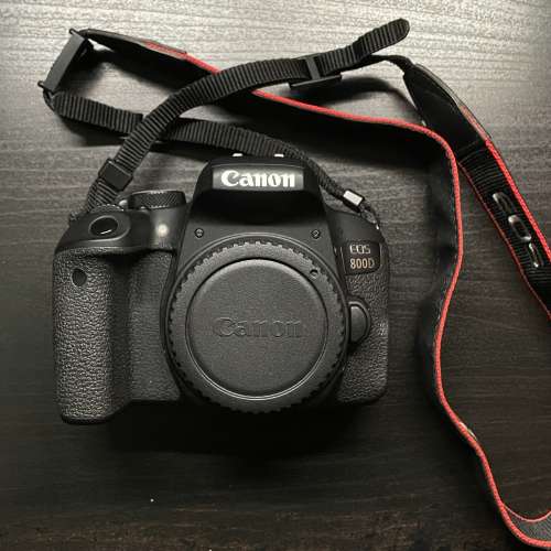 Canon EOS 800D + 鏡頭兩個 + 各配件