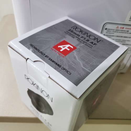 全新 Rokinon (Samyang) AF 35mm f/1.8 FE Lens for Sony E FF, A7, A7R, A7C, A7S...