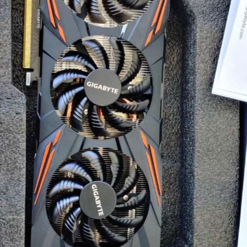 Gigabyte GTX 1070  8gb  極少用，100%work 非礦卡