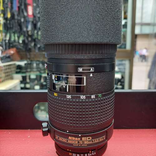 NIKON ED AF MICRO NIKKOR 70-180MM F4.5-5. 6D LIKE NEW