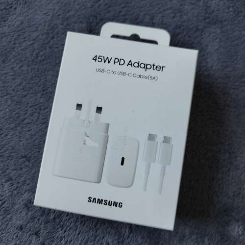Samsung 45W PD Adapter 白色