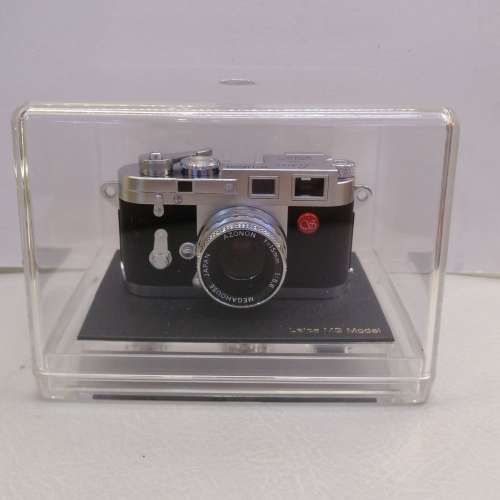 Sharan Megahouse Mini Classic Collection Leica M3 & Nikon F Film