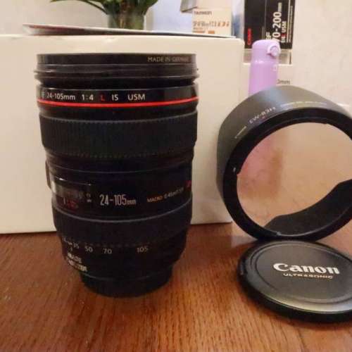Canon EF 24-105mm F4L IS USM (Kit Lens)行,跟 B+W 77mm UV Filter