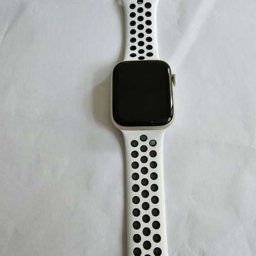 星光色Apple watch se 2     44mm