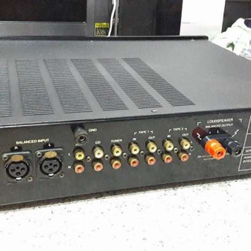 Avance A910 Balanced Integrated Amplifier.....帶平行