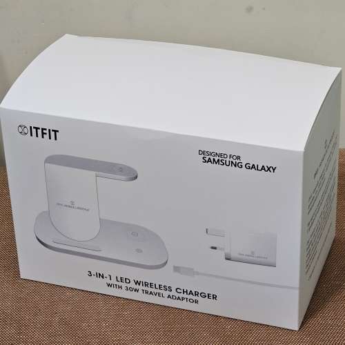 全新未開封 ITFIT 三合一LED 無線充電 板 （包括30W旅行充電器） samsung s23 Ultr...