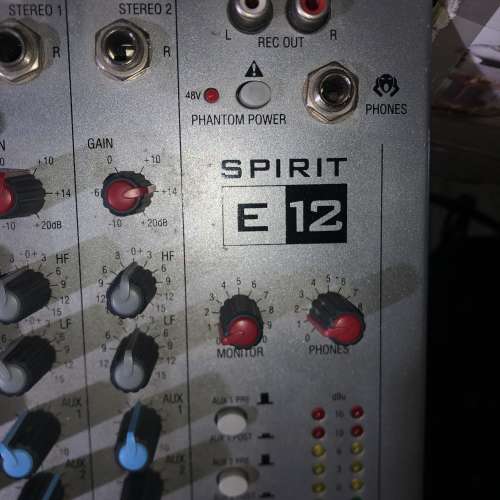 Soundcraft spirit E12 Mixer