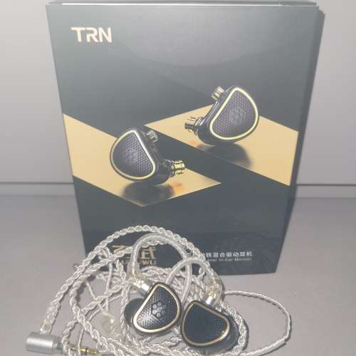 TRN 玄武 平板耳機
