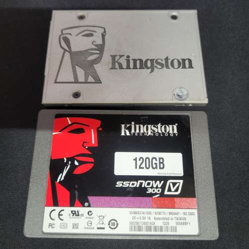 Kingston 120GB sata ssd x 2 (suv400s37 / sv300s37a)