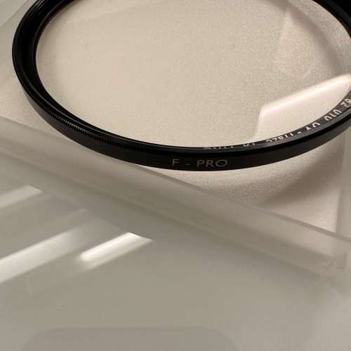 B+W 82mm F-PRO