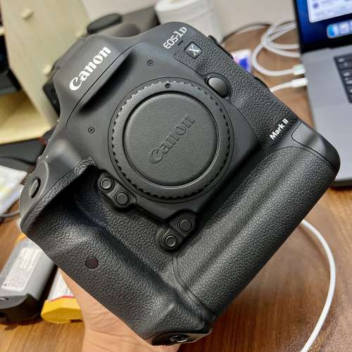 Canon EOS 1D X Mark II 成套出售
