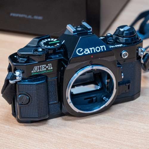 Canon AE1 Black 淨機身 ( 菲林相機 | 近乎全新 )