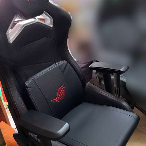 ASUS ROG Chariot Core 人體工學高背電競椅
