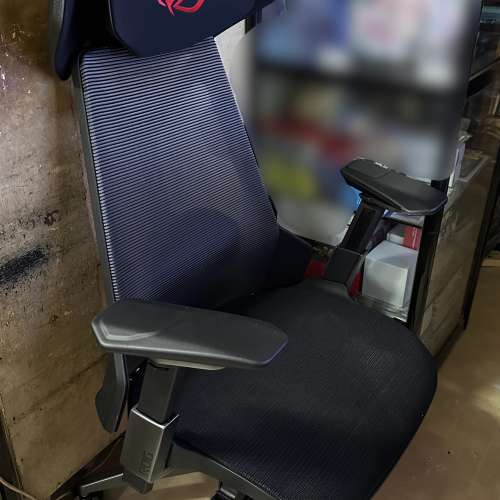 ASUS ROG Destrier Ergo Gaming Chair 人體工學高背電競椅