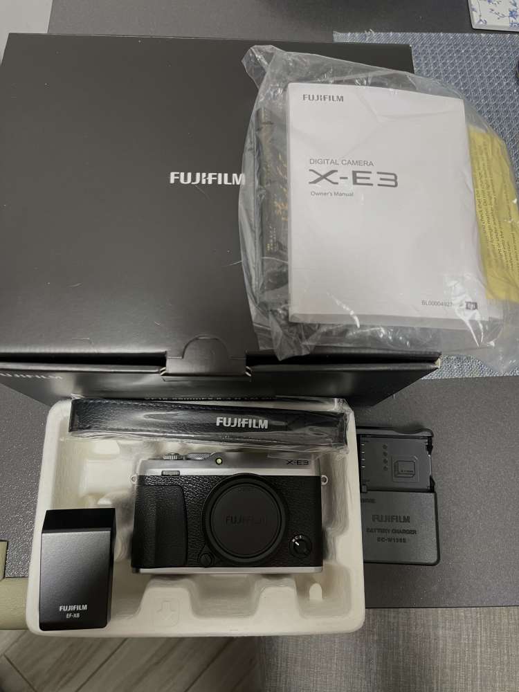 オンラインショップ】 FUJIFILM (外箱/付属品/保証書完備・一部未使用