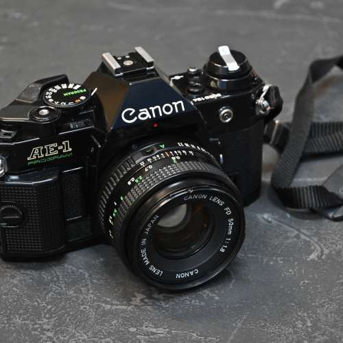 Canon AE1 Black ( 菲林單反相機 | 近乎全新 )