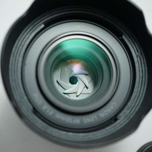 CANON RF 50mm F1.8 STM