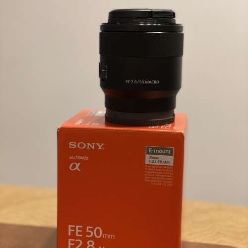 Sony FE 50mm f2.8 macro