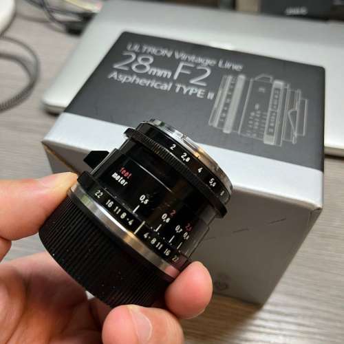 Voigtlander 28mm f/2.0 Ultron Vintage Type II Black Paint (Leica M)
