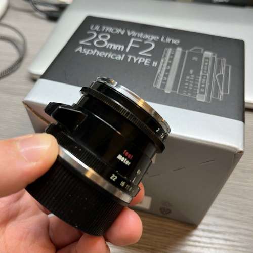 Voigtlander 28mm f/2.0 Ultron Vintage Type II Black Paint (Leica M)