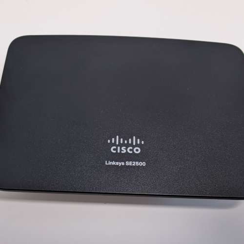 Cisco linksys 5 port gigabit ethernet switch 交換機