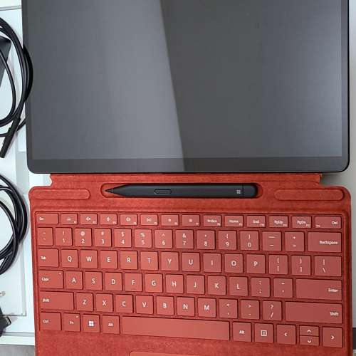 Microsoft Surface Pro 8 i5-1135G7/16G/256GB, type cover 紅色, slim pen 2