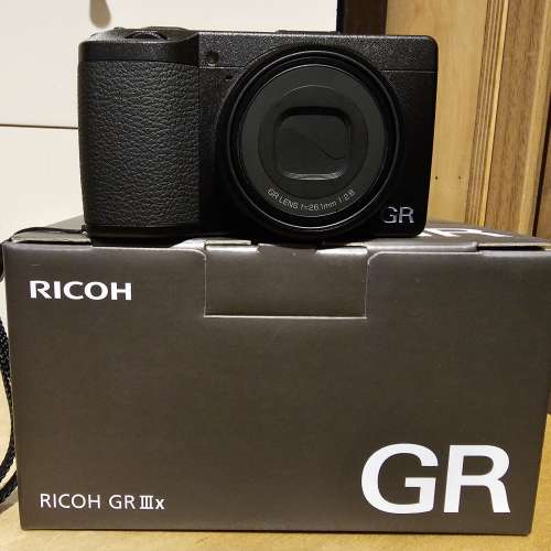 Ricoh GRIIIX GR3X (行貨有保，2粒原裝電)