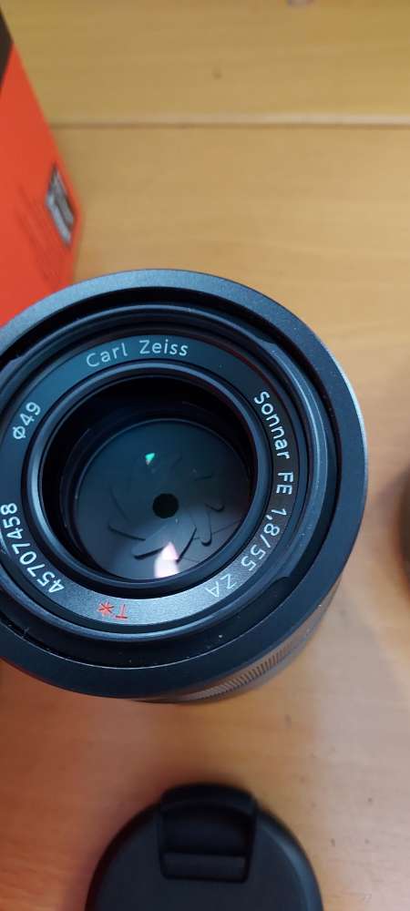 ネット特販 美品 保証期間中 SEL55F18Z zeiss euro.com.br