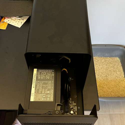 Razer Core X 顯示卡外接盒 (黑色) 包插頭