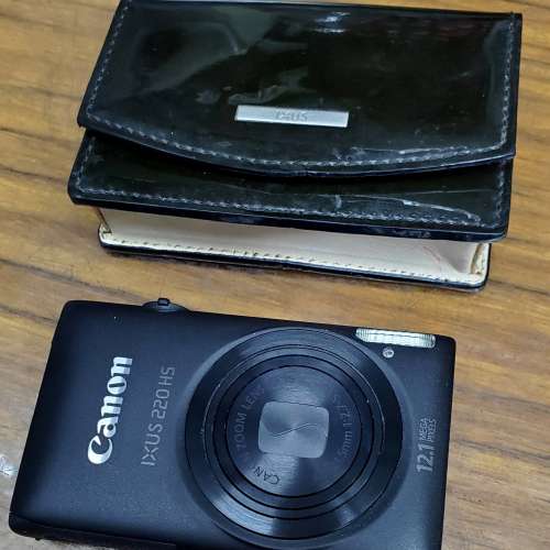 Canon IXUS 220 HS