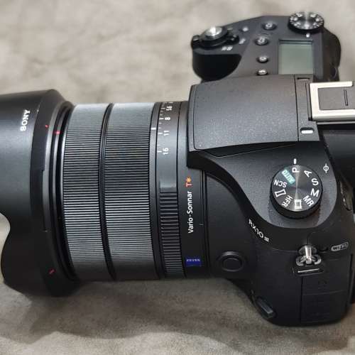Sony RX10 III