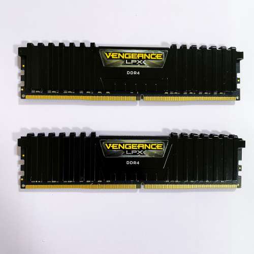 Corsair 32GB Kit  Vengeance LPX DDR4 3200MHz (2x16GB)
