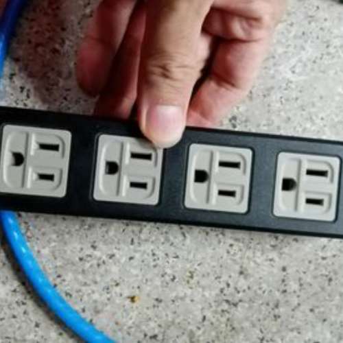 National.. 4位拖板