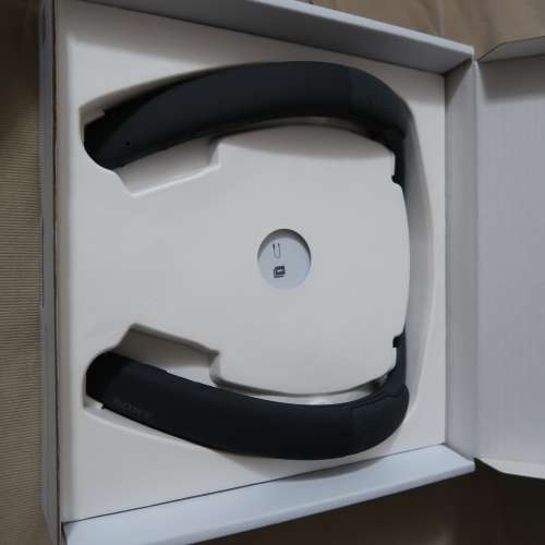 Sony Wireless Neckband Speaker 無線掛頸式揚聲器 SRS-NB10