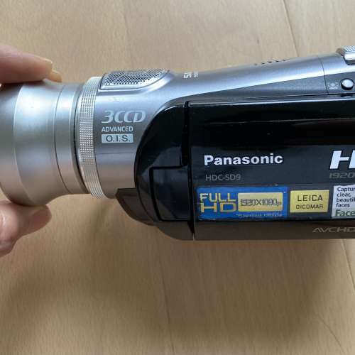 Panasonic Leica 全高清攝錄機 (HDC SD9 3CCD)