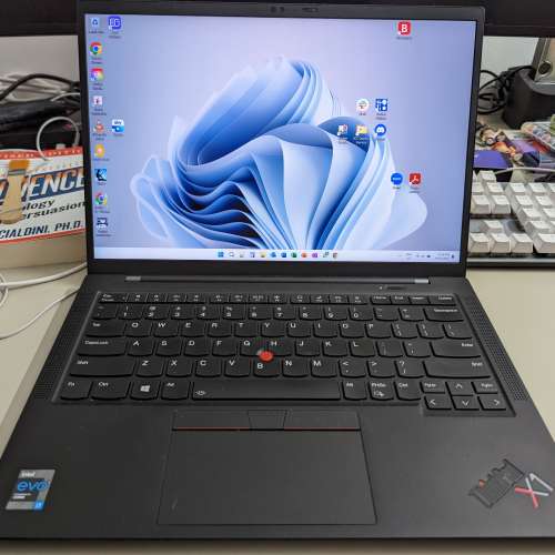 Lenovo ThinkPad X1 Carbon Gen 9 i7-1165G7 / 16GB / 1TB SSD