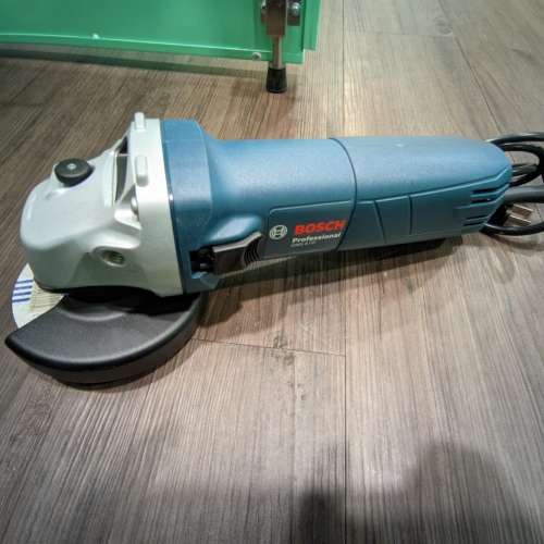 BOSCH GWS 670