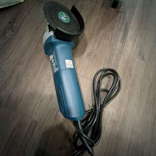 BOSCH GWS 670