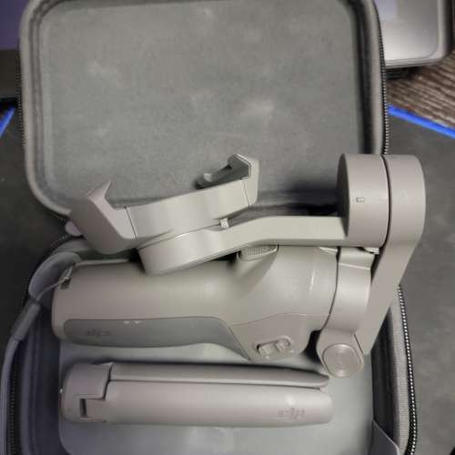 九成新 DJI OSMO Mobile 3 手持攝影裝置