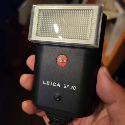 Leica SF20 Flash