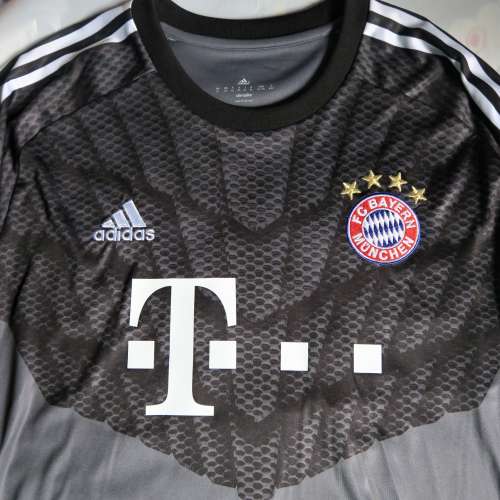 14/15 拜仁GK x Neuer 連德甲章及Sponsor size XL