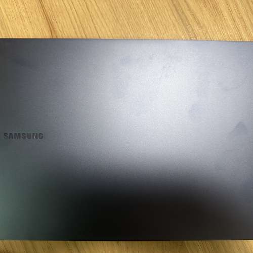 新淨靚仔Samsung Galaxy Book Pro 13.3&rdquo; i7(11gen) 8gb ram 512gb ssd 9xxg
