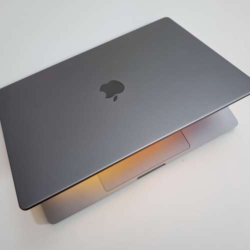 Mac book pro 16寸 M1 pro 16GB+1T HK行貨 2021