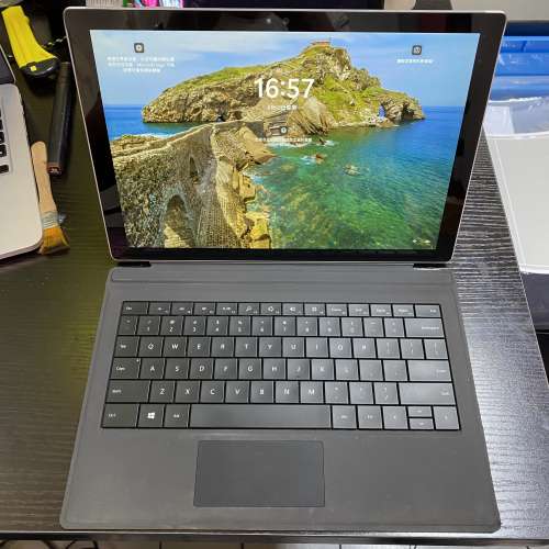 Microsoft Surface Pro 4 (Core i7 / 原裝鍵盤 / 12.3" Touch / Win 11 Pro / Office)